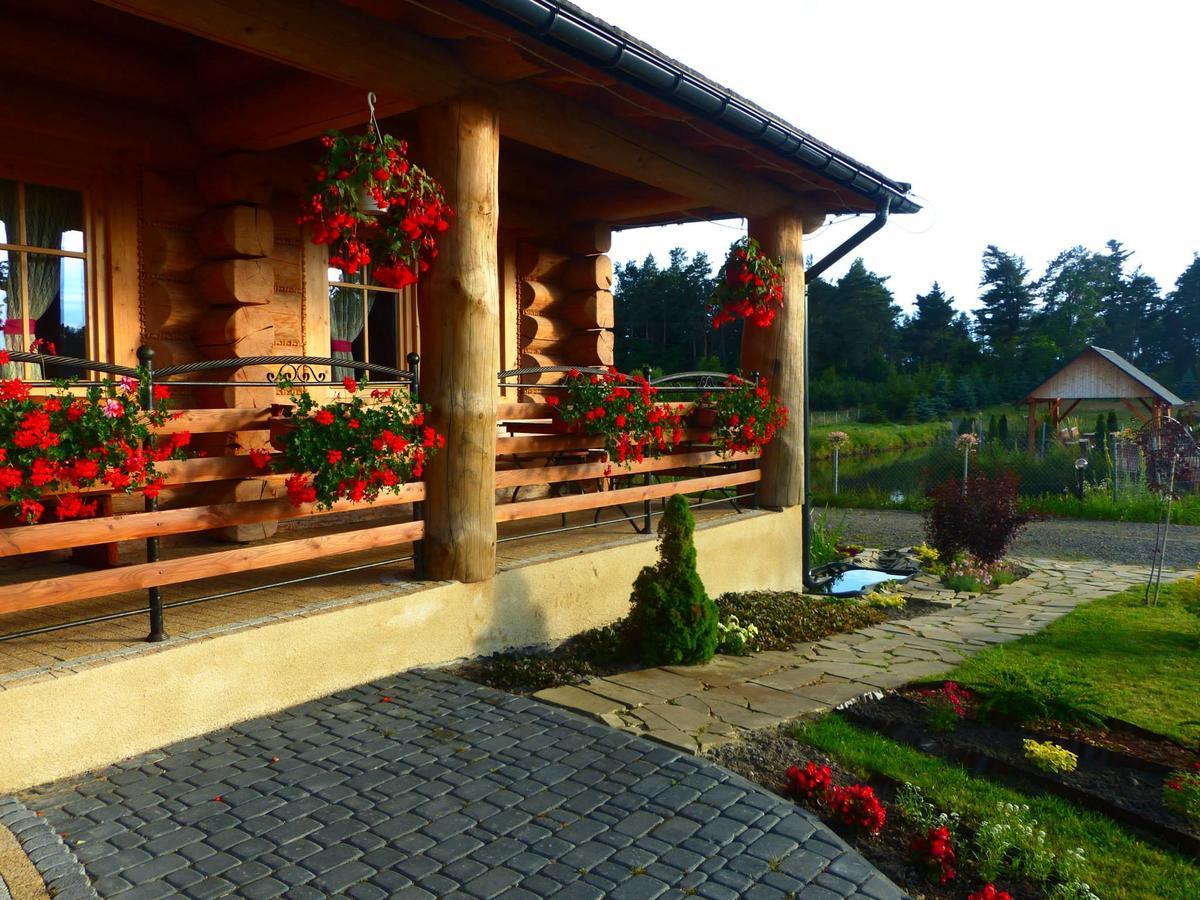 Karczma Goralska Bed and Breakfast Wisznice Exteriör bild